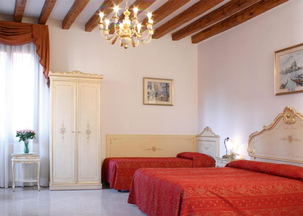 Hotel At Leonard Venise