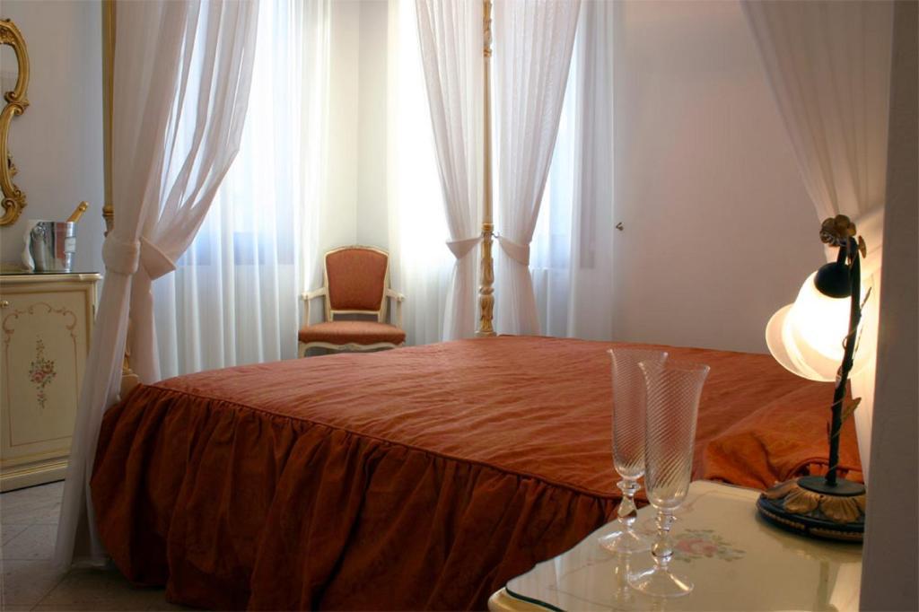 At Leonard Venetië